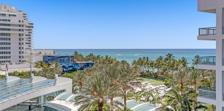 Condo à Miami Beach, Floride, 2 chambres  № 1979728