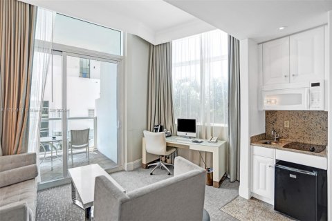 Copropriété à vendre à Miami Beach, Floride: 2 chambres, 138.98 m2 № 1979728 - photo 23