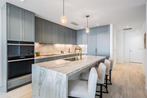 Купить кондоминиум в Тампа, Флорида 6 комнат, 214.14м2, № 2233285 - фото 8
