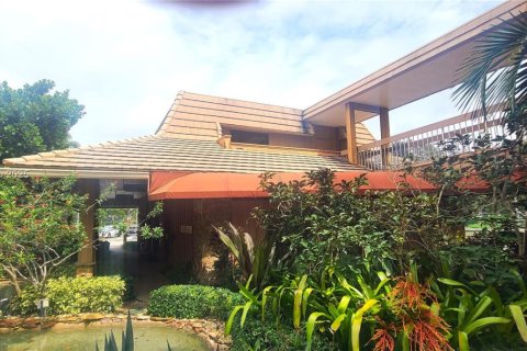 Commercial property in Sunrise, Florida № 1980826 - photo 4