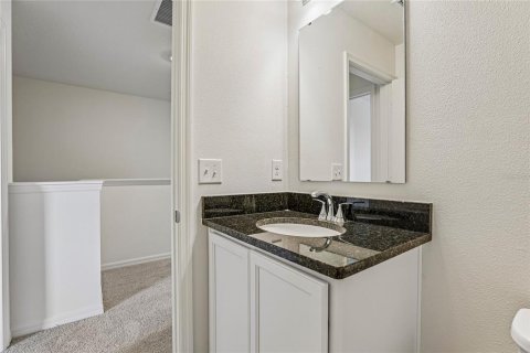 Townhouse in Lake Wales, Florida 3 bedrooms, 156.54 sq.m. № 2296813 - photo 15