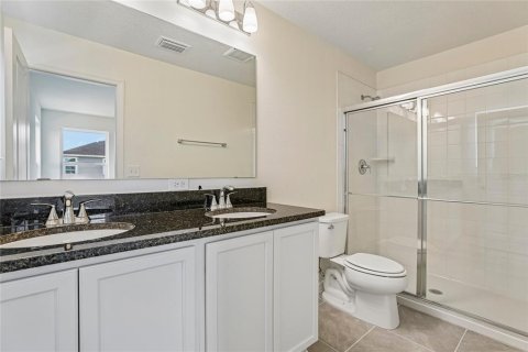 Townhouse in Lake Wales, Florida 3 bedrooms, 156.54 sq.m. № 2296813 - photo 11