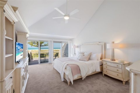 House in Boca Grande, Florida 3 bedrooms, 245.63 sq.m. № 2205293 - photo 4