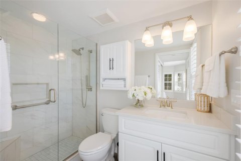House in Boca Grande, Florida 3 bedrooms, 245.63 sq.m. № 2205293 - photo 15