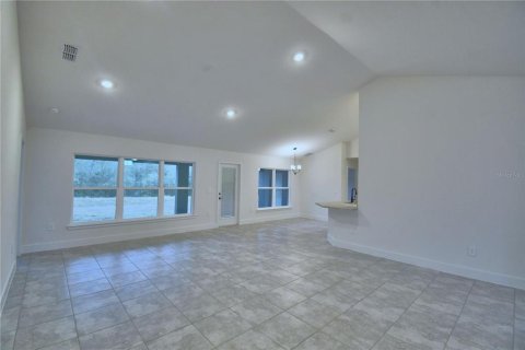 House in Auburndale, Florida 4 bedrooms, 201.51 sq.m. № 2215226 - photo 14