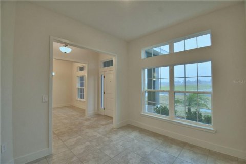 House in Auburndale, Florida 4 bedrooms, 201.51 sq.m. № 2215226 - photo 7