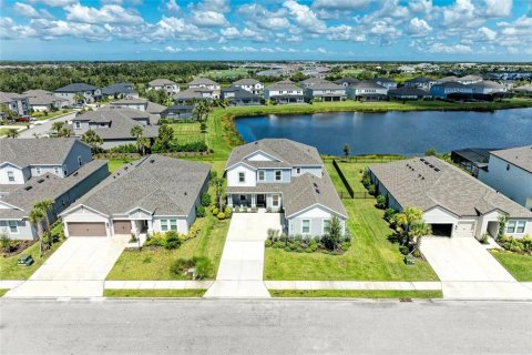 Casa en venta en Bradenton, Florida, 5 dormitorios, 356.37 m2 № 1915614 - foto 5