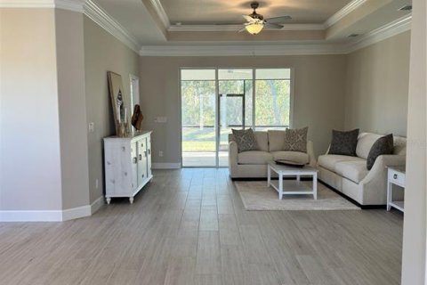 House in Englewood, Florida 3 bedrooms, 191.38 sq.m. № 2099012 - photo 7