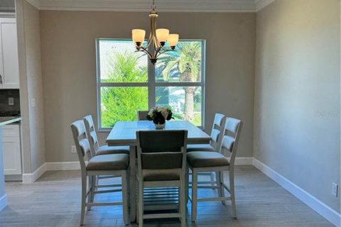 House in Englewood, Florida 3 bedrooms, 191.38 sq.m. № 2099012 - photo 11