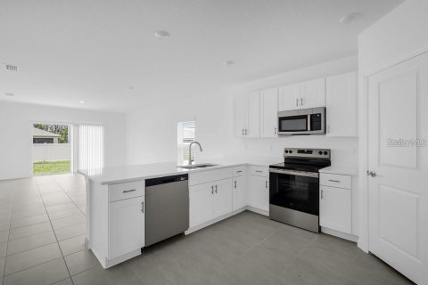 Villa ou maison à louer à Lakeland, Floride: 4 chambres, 183.39 m2 № 1886994 - photo 8