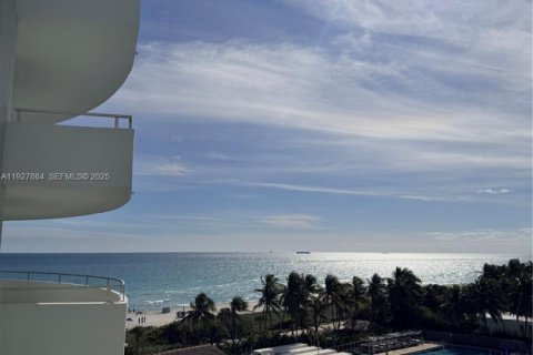 Купить кондоминиум в Майами-Бич, Флорида 2 спальни, 125.42м2, № 1987915 - фото 2