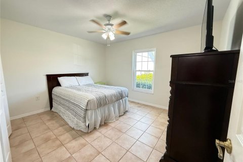 House in New Port Richey, Florida 2 bedrooms, 105.82 sq.m. № 1616930 - photo 17
