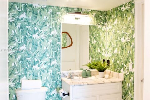 Condominio en venta en Miami, Florida, 2 dormitorios, 95.69 m2 № 2008070 - foto 17