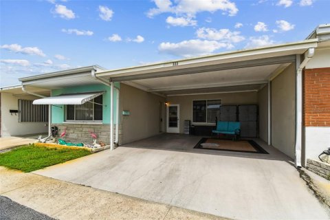 House in Largo, Florida 2 bedrooms, 93.83 sq.m. № 1914309 - photo 4