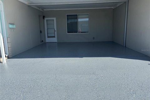 House in Largo, Florida 2 bedrooms, 93.83 sq.m. № 1914309 - photo 5