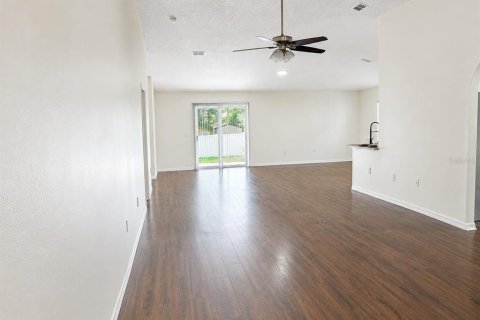 Villa ou maison à vendre à Riverview, Floride: 3 chambres, 174.1 m2 № 2303075 - photo 4