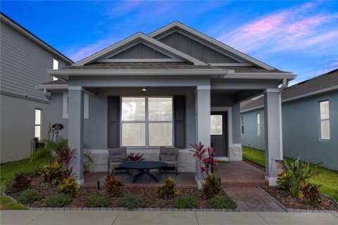 House in DeBary, Florida 3 bedrooms, 148.92 sq.m. № 1795199 - photo 1