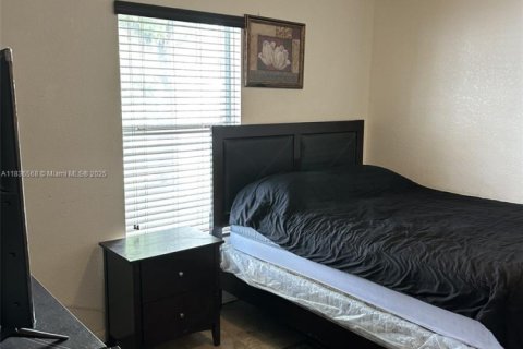 Villa ou maison à vendre à Miami, Floride: 4 chambres, 127.18 m2 № 1821816 - photo 21