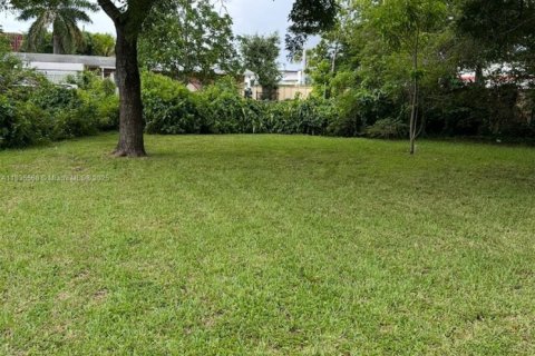 Villa ou maison à vendre à Miami, Floride: 4 chambres, 127.18 m2 № 1821816 - photo 5