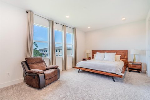 Touwnhouse à vendre à Seminole, Floride: 3 chambres, 203.36 m2 № 1919012 - photo 3