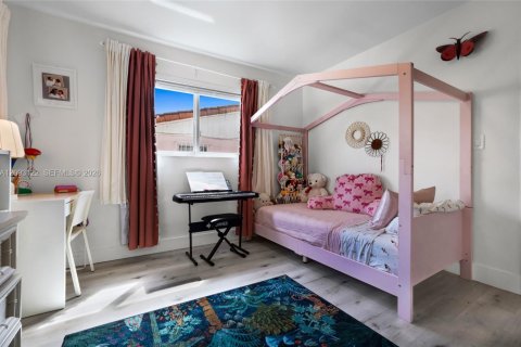 House in Miami, Florida 3 bedrooms, 103.68 sq.m. № 2384895 - photo 21