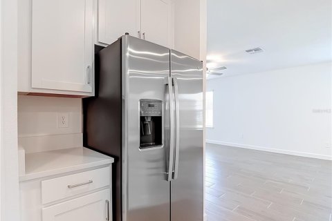 Casa en venta en New Port Richey, Florida, 2 dormitorios, 149.85 m2 № 2197715 - foto 11