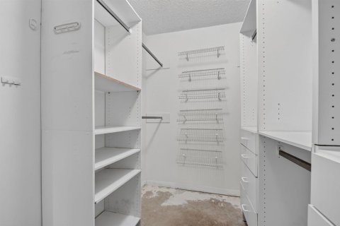 Copropriété à louer à Lake Worth, Floride: 2 chambres, 97.45 m2 № 2390090 - photo 29