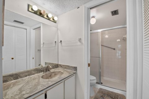 Copropriété à louer à Lake Worth, Floride: 2 chambres, 97.45 m2 № 2390090 - photo 24