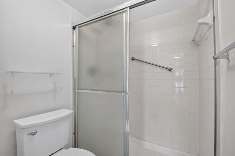 Copropriété à louer à Lake Worth, Floride: 2 chambres, 97.45 m2 № 2390090 - photo 25