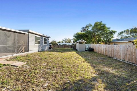 House in Deltona, Florida 3 bedrooms, 140.1 sq.m. № 1568838 - photo 29