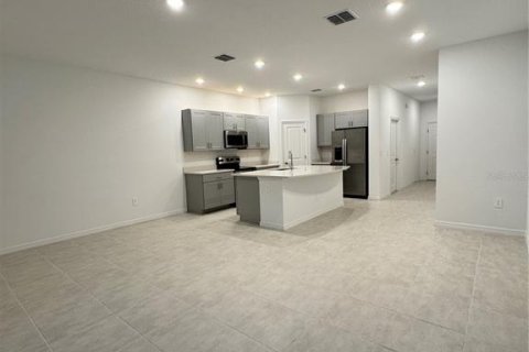 Adosado en alquiler en Kissimmee, Florida, 3 dormitorios, 144.09 m2 № 1869838 - foto 5
