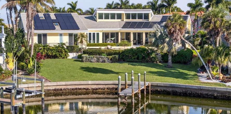 House in Longboat Key, Florida 4 bedrooms, 391.03 sq.m. № 2093234