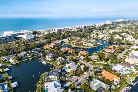 House in Longboat Key, Florida 4 bedrooms, 391.03 sq.m. № 2093234 - photo 7