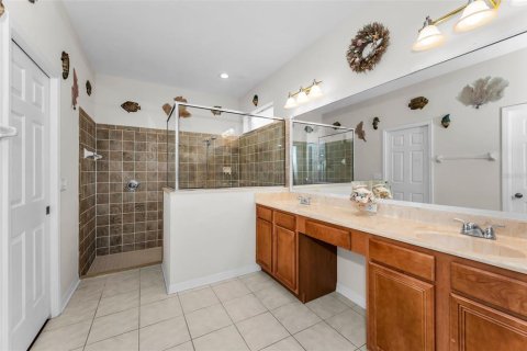 House in Land O' Lakes, Florida 3 bedrooms, 183.3 sq.m. № 1835673 - photo 28
