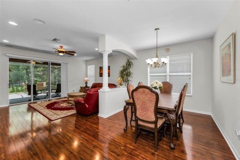 House in Land O' Lakes, Florida 3 bedrooms, 183.3 sq.m. № 1835673 - photo 11