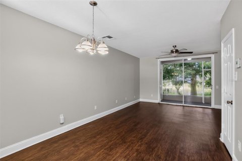 Adosado en venta en Lake Mary, Florida, 2 dormitorios, 101.73 m2 № 2220371 - foto 11