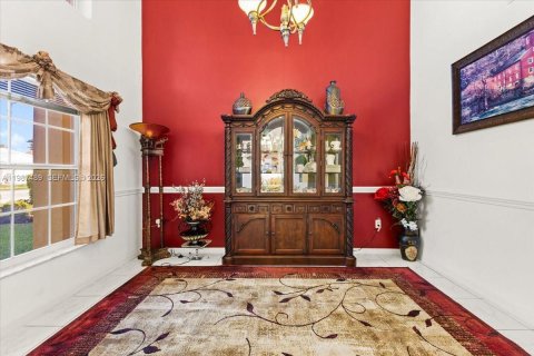 House in Pembroke Pines, Florida 4 bedrooms, 235.04 sq.m. № 2049032 - photo 6