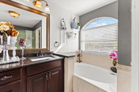 House in Pembroke Pines, Florida 4 bedrooms, 235.04 sq.m. № 2049032 - photo 23