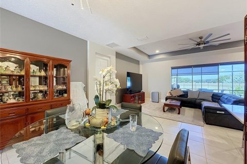 House in Mount Dora, Florida 3 bedrooms, 193.61 sq.m. № 2237857 - photo 7