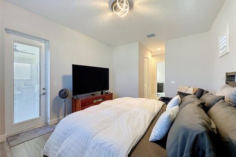 House in Mount Dora, Florida 3 bedrooms, 193.61 sq.m. № 2237857 - photo 30