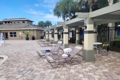 Townhouse in Wesley Chapel, Florida 3 bedrooms, 165.09 sq.m. № 2119188 - photo 27
