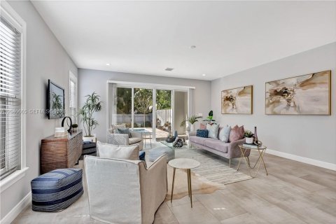 Villa ou maison à louer à Fort Lauderdale, Floride: 4 chambres, 248.98 m2 № 2087883 - photo 4