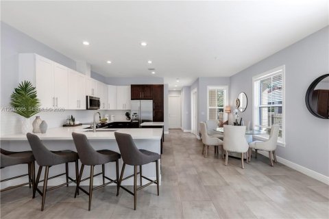 Villa ou maison à louer à Fort Lauderdale, Floride: 4 chambres, 248.98 m2 № 2087883 - photo 6