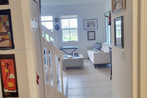 Apartment in Miami, Florida 3 bedrooms, 134.24 sq.m. № 2000942 - photo 9