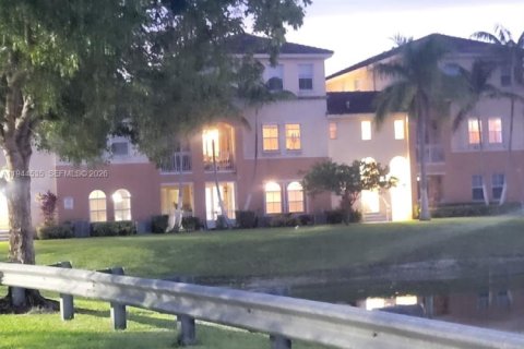 Apartment in Miami, Florida 3 bedrooms, 134.24 sq.m. № 2000942 - photo 23