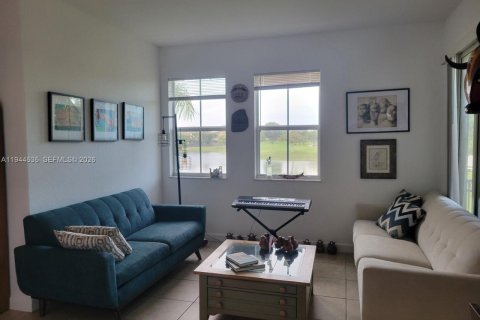 Apartment in Miami, Florida 3 bedrooms, 134.24 sq.m. № 2000942 - photo 8