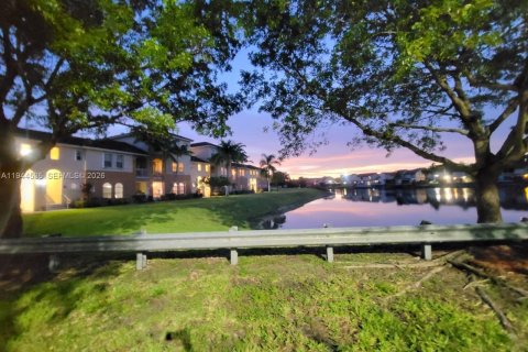 Apartment in Miami, Florida 3 bedrooms, 134.24 sq.m. № 2000942 - photo 22