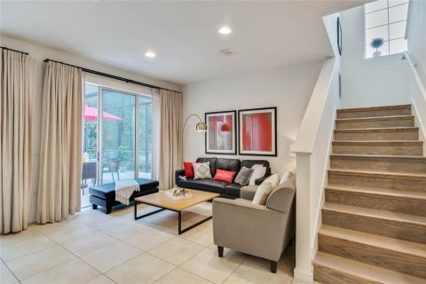 Townhouse in Kissimmee, Florida 3 bedrooms, 136.94 sq.m. № 2305169 - photo 27