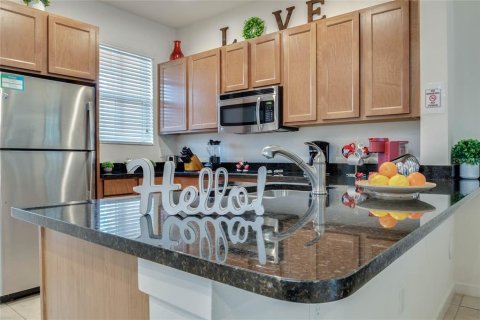 Townhouse in Kissimmee, Florida 3 bedrooms, 136.94 sq.m. № 2305169 - photo 13