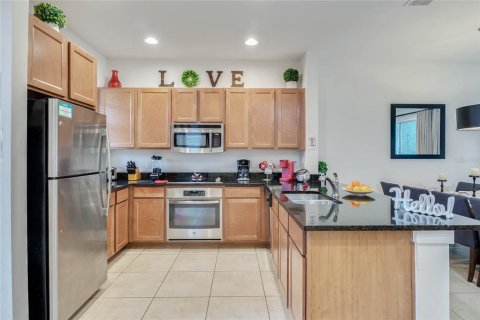 Townhouse in Kissimmee, Florida 3 bedrooms, 136.94 sq.m. № 2305169 - photo 14
